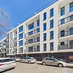Portside With Balcony By Solarento غدينيا