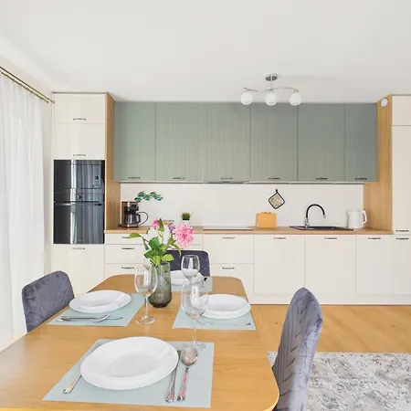 Portside With Balcony By Solarento Apartament Gdynia