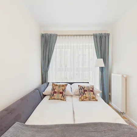 Διαμέρισμα Portside With Balcony By Solarento