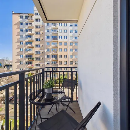 Portside With Balcony By Solarento Апартаменты