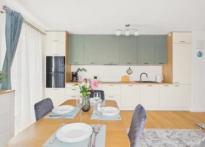 Portside With Balcony By Solarento Apartament Gdynia