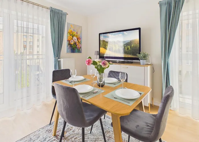 Apartament Portside With Balcony By Solarento *